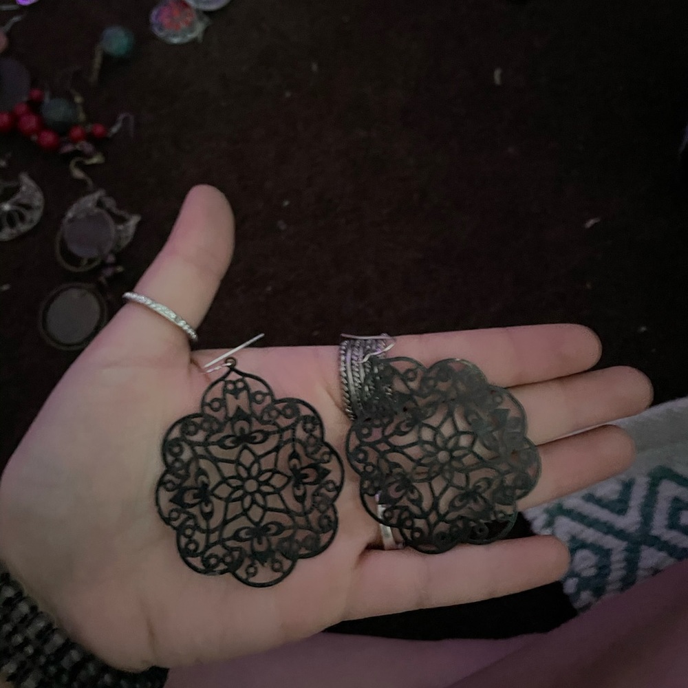dangly earrings!